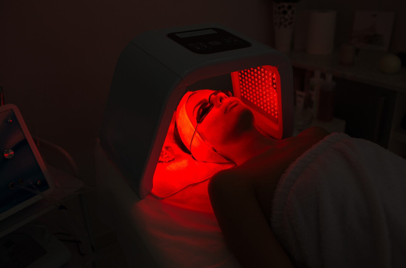 Face Red Light Therapy Before And After Skin Treatment Quality Therapy